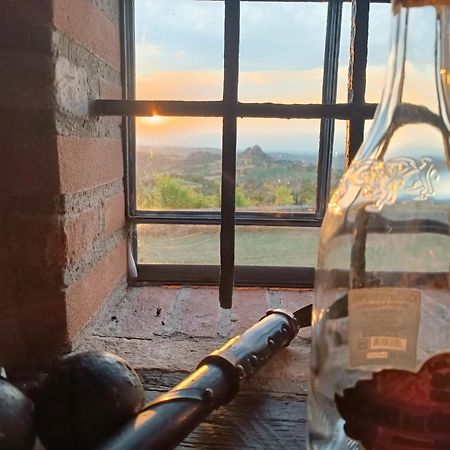 Fattoria Branciana Bed & Breakfast Rossena Bagian luar foto